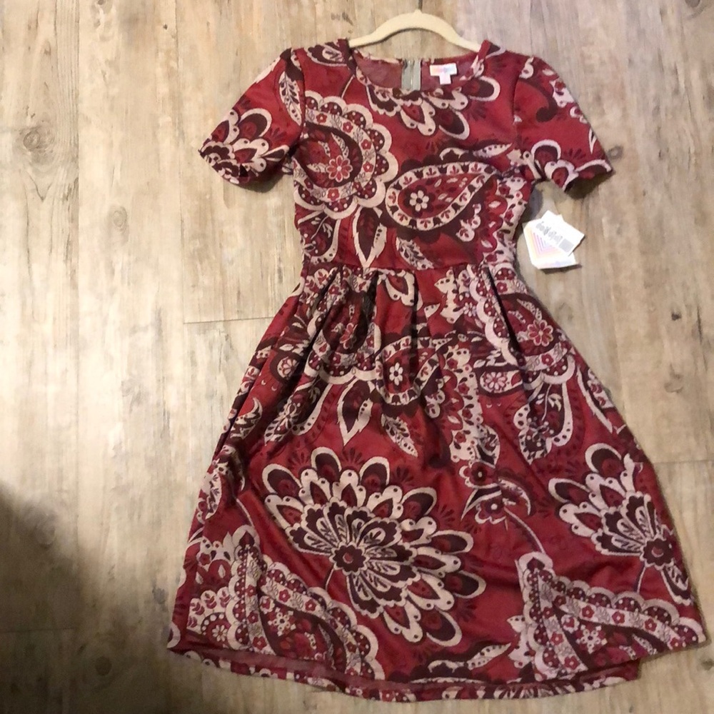 LuLaRoe Amelia